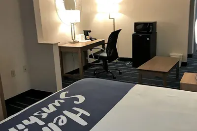 Photo 5 - Days Inn by Wyndham Panama City