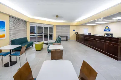 Photo 3 - Days Inn by Wyndham Panama City