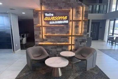 Photo 3 - La Quinta Inn & Suites by Wyndham Miamisburg Dayton South