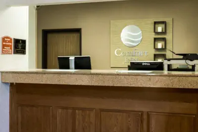 Photo 2 - Comfort Inn Jamestown South