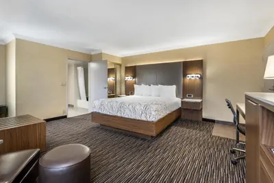 Photo 5 - Best Western Airpark Hotel - LAX Airport LA Stadium