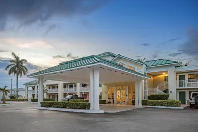 Photo 2 - Best Western Gateway to the Keys