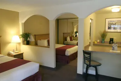 Photo 4 - Mardi Gras Hotel & Casino