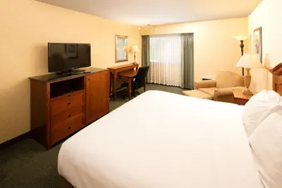 Photo 4 - Red Lion Hotel Wenatchee City Center