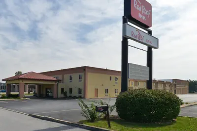 Photo 2 - Red Roof Inn Chambersburg