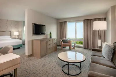 Photo 2 - DoubleTree by Hilton Chicago - North Shore Conference Center