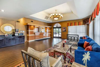 Photo 4 - Best Western Plus South Bay Hotel