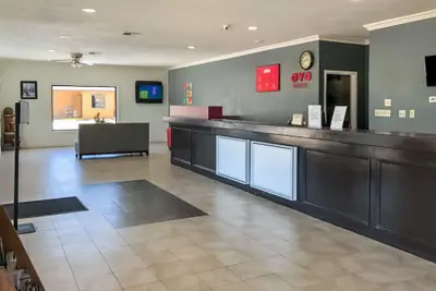 Photo 5 - OYO Hotel DeRidder Hwy 171 North
