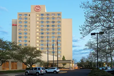 Photo 2 - Sheraton Bucks County Langhorne