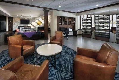 Photo 3 - DoubleTree by Hilton Manhattan, KS
