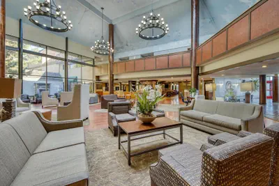 Photo 3 - SureStay Plus Hotel by Best Western Reno Airport