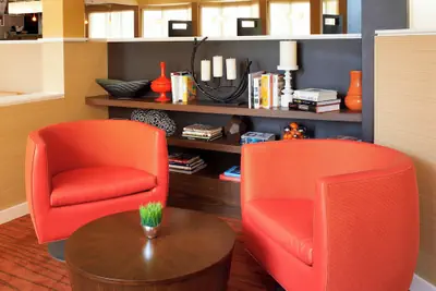 Photo 2 - Courtyard by Marriott Toledo Airport Holland