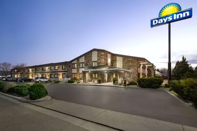 Photo 2 - Days Inn by Wyndham Fort Collins