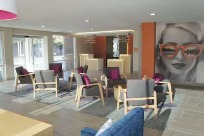 Photo 3 - La Quinta Inn & Suites by Wyndham Madera