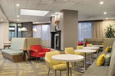 Photo 3 - Hampton by Hilton Spokane