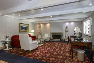 Photo 3 - Campbell Inn