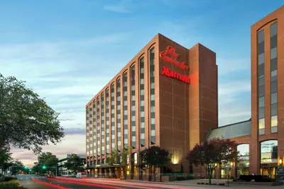 Photo 2 - The Lincoln Marriott Cornhusker Hotel