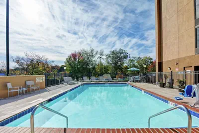 Photo 2 - Hampton Inn Charlotte-Gastonia