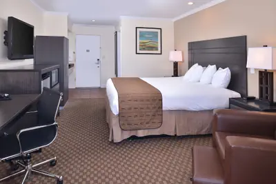 Photo 4 - Best Western Capistrano Inn