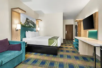 Photo 5 - Quality Inn Brookings - University