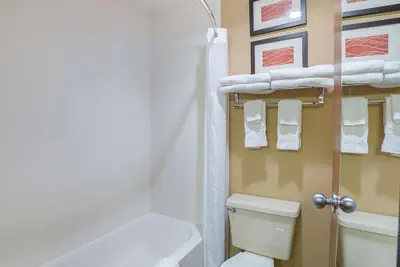 Photo 5 - Quality Inn York