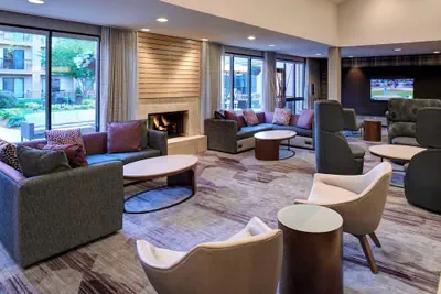 Photo 5 - Courtyard by Marriott Des Moines West Clive