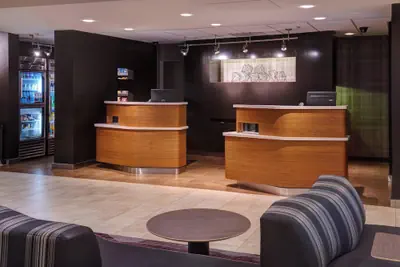 Photo 3 - Courtyard by Marriott Des Moines West Clive