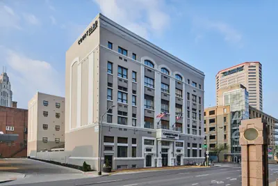Photo 2 - Courtyard by Marriott Columbus Downtown