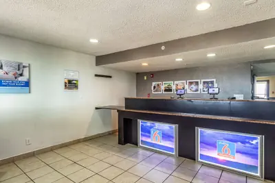 Photo 2 - Motel 6 Corpus Christi, TX – North