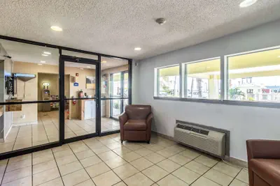 Photo 3 - Motel 6 Corpus Christi, TX – North