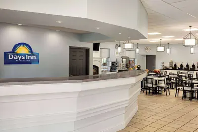 Photo 4 - Days Inn by Wyndham Hershey