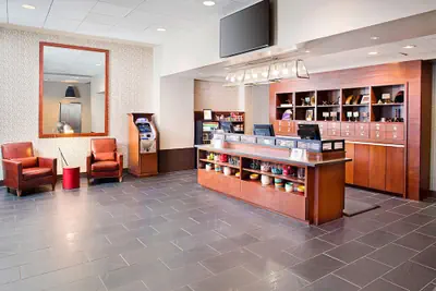 Photo 2 - Four Points By Sheraton Philadelphia Airport