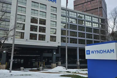 Photo 2 - Wyndham Rochester Downtown