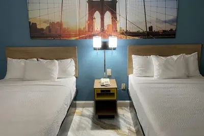 Photo 4 - Days Inn by Wyndham Jersey City / NYC Area