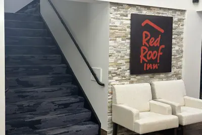 Photo 5 - Red Roof Inn & Suites Middleborough