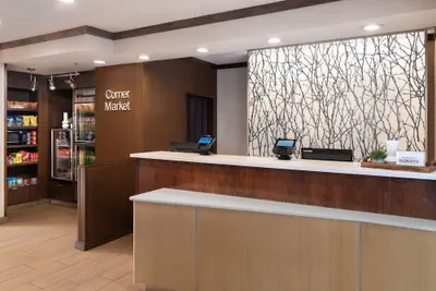 Photo 4 - Fairfield Inn and Suites by Marriott Austin South