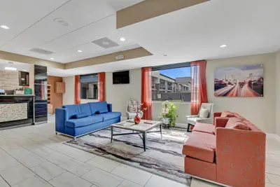Photo 4 - Quality Inn Dalton East