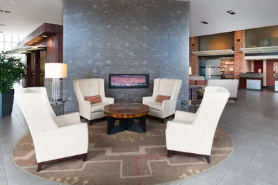 Photo 3 - DoubleTree by Hilton Hotel & Suites Charleston Airport