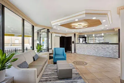 Photo 4 - Best Western Atlantic City Beach Block
