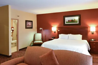 Photo 5 - Hampton Inn Winchester