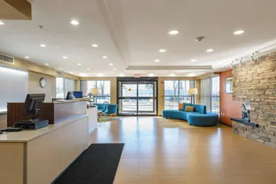 Photo 5 - Fairfield Inn by Marriot Manchester-Boston Regional Airport