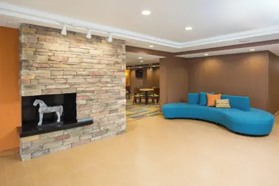 Photo 2 - Fairfield Inn by Marriot Manchester-Boston Regional Airport