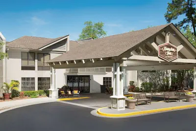 Photo 2 - Hampton Inn Hilton Head