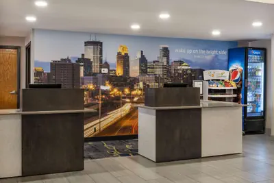Photo 4 - La Quinta Inn & Suites by Wyndham Minneapolis-Minnetonka