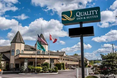 Photo 2 - Quality Inn & Suites Fife Seattle