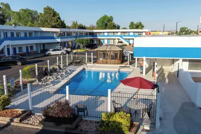 Photo 2 - Motel 6 Canon City, CO