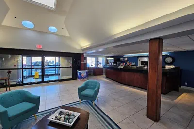 Photo 3 - Greenfield Inn and Suites Elizabethtown, KY I65 Exit 94
