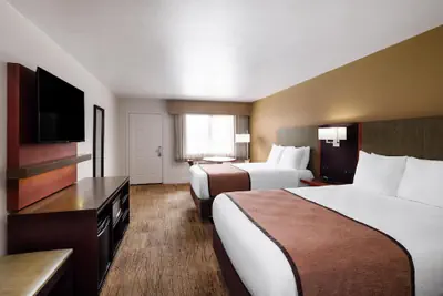 Photo 5 - Best Western Discovery Inn