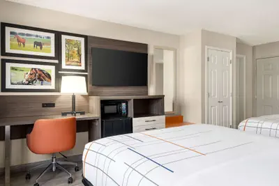 Photo 5 - La Quinta Inn Lexington/Horse Park