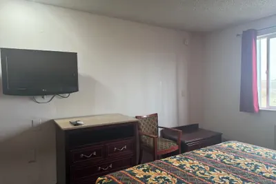 Photo 5 - Nampa Inn & Suites